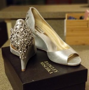 NWT Badgley Mischka shoes